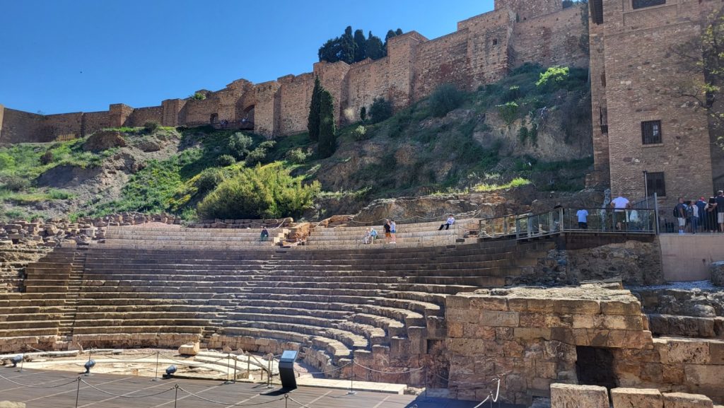 Málaga, oude binnenstad met cultuur, heerlijk eten en drinken en strand om de hoek